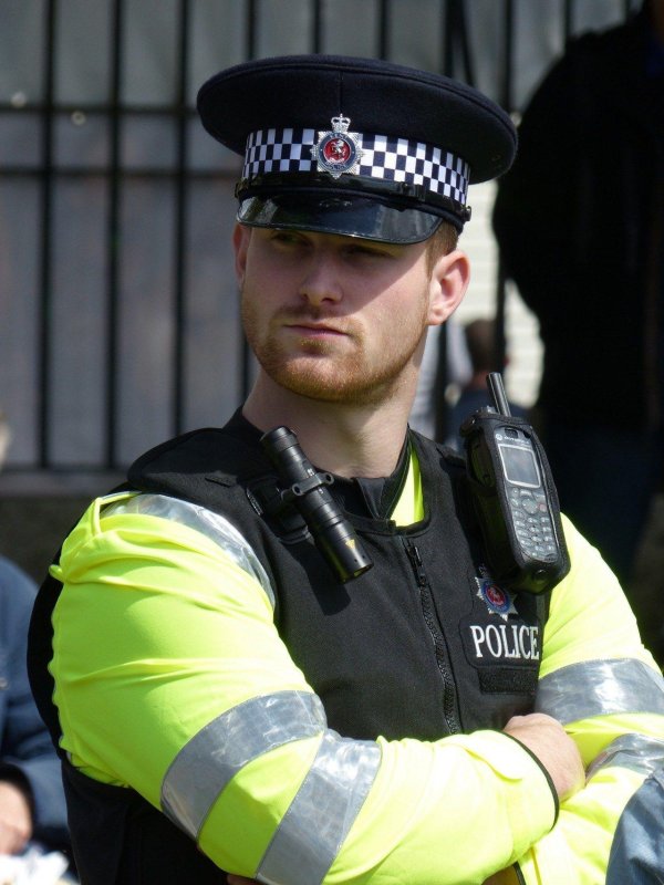 полиция великобритании