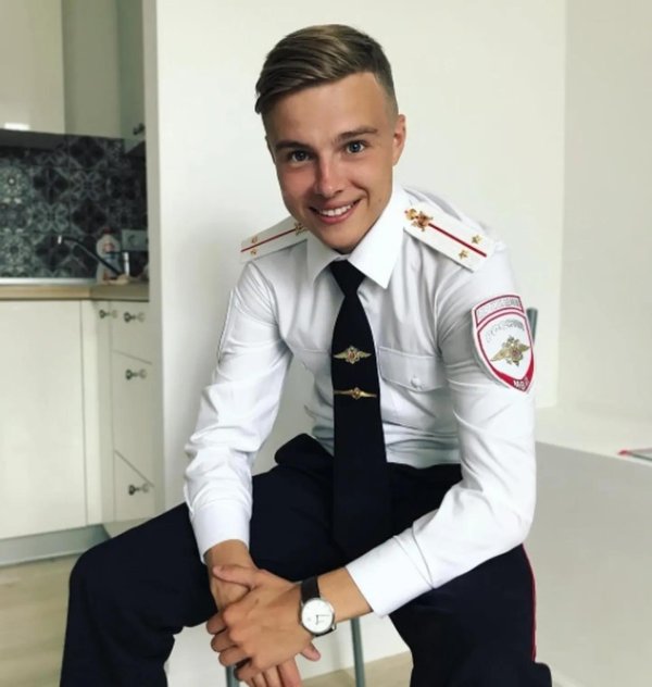 роман карплюк