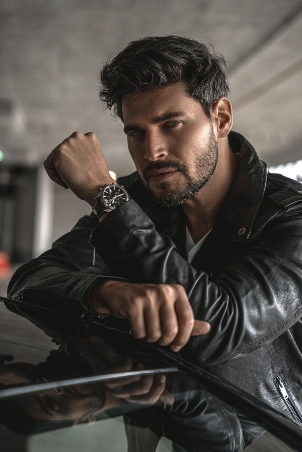 мужской портрет