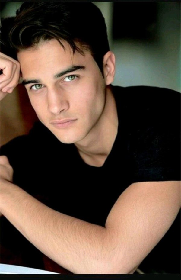 александр русик модель