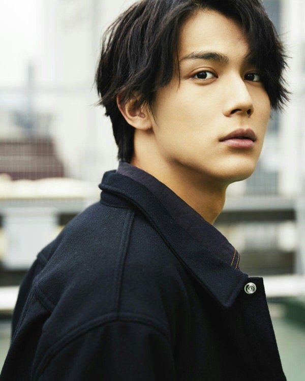 таиси накагава