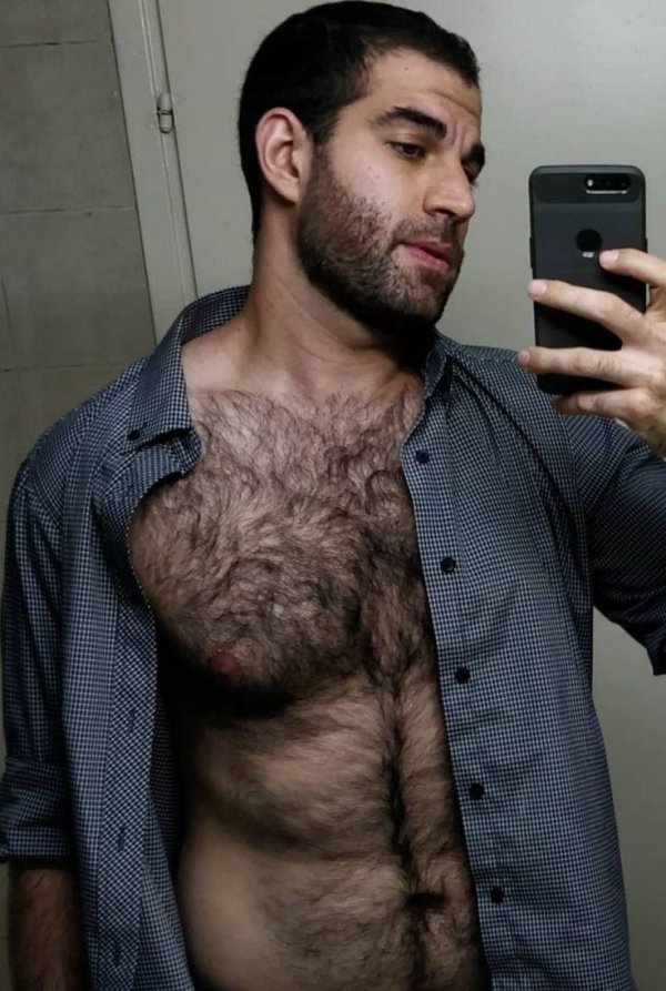 парни с волосатой грудью