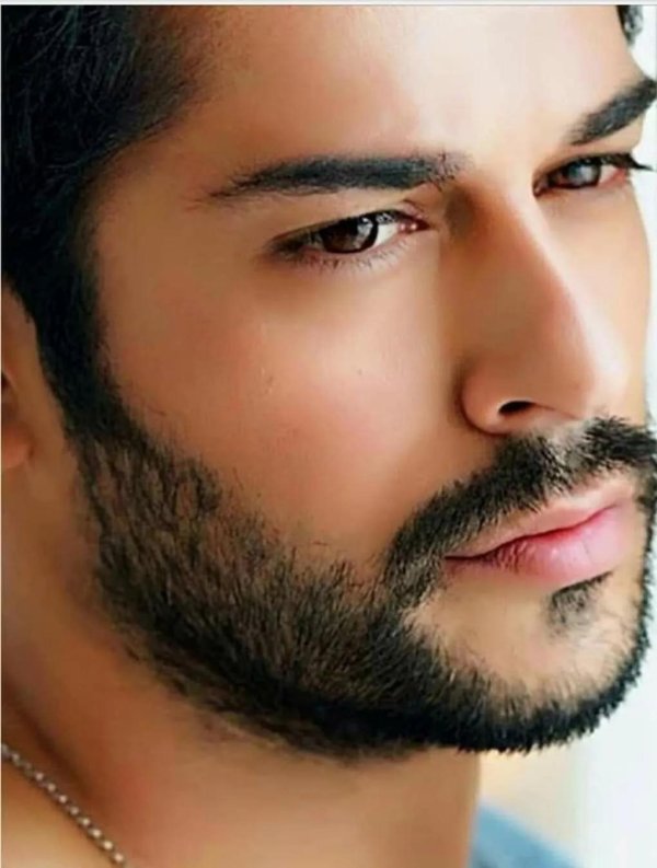 бурак озчивит