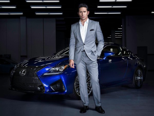 машина лексус