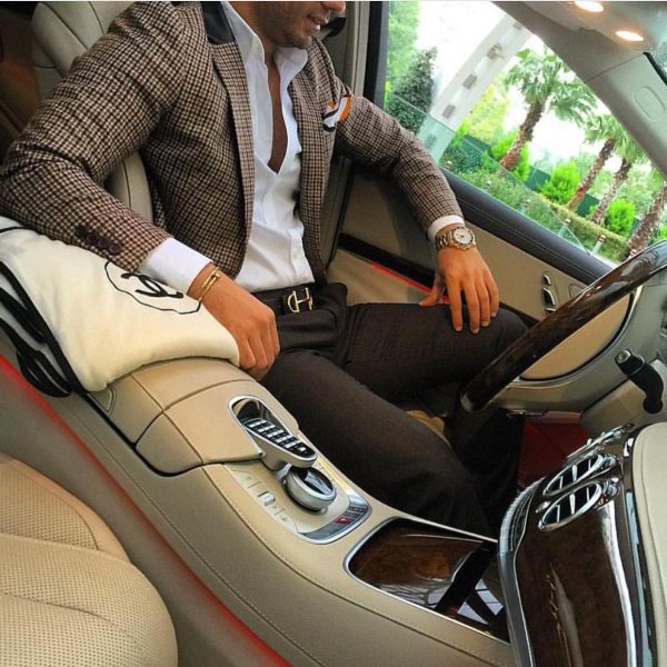 богатый человек роскошь