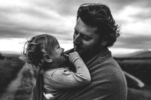 семья черно белая