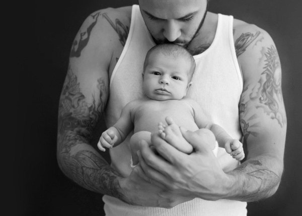 newborn фотосессия с папой