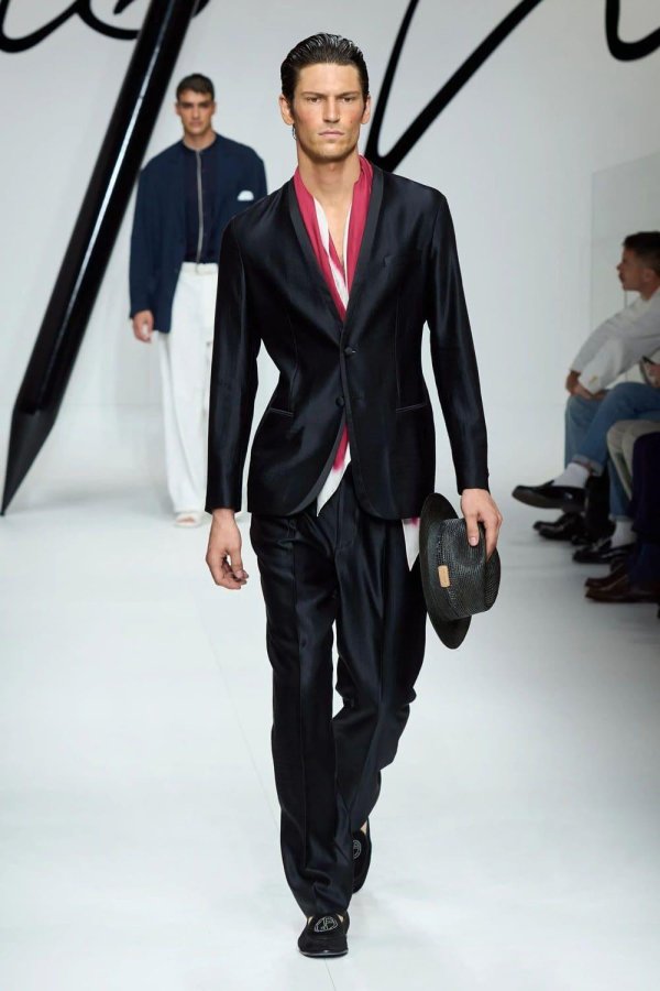 giorgio armani коллекция 2024