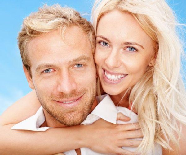 мужчина блондин