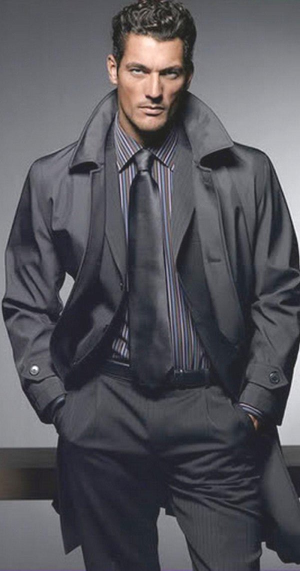 мужчина в классическом костюме