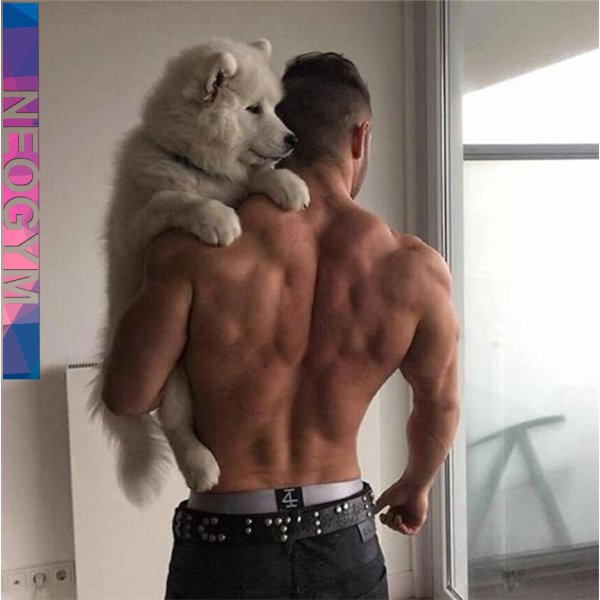 накаченные мужик