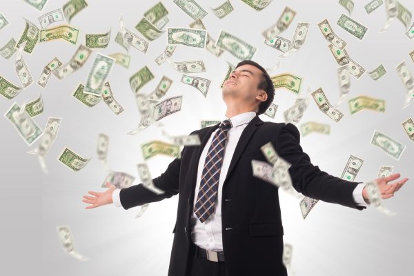 люди с деньгами