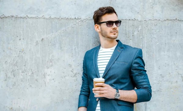 мужчина стильный
