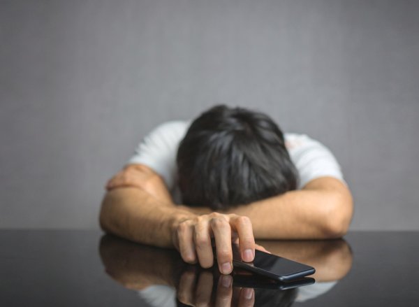 зависимость людей от гаджетов