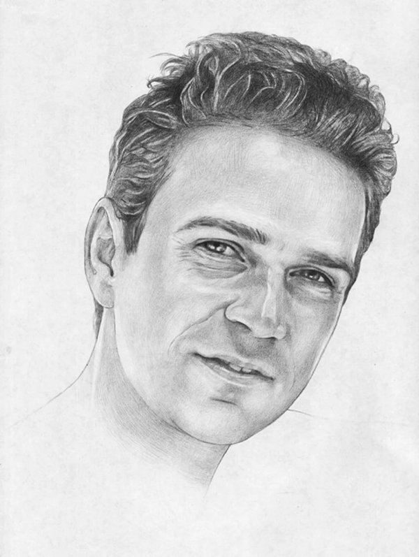 портрет парня карандашом