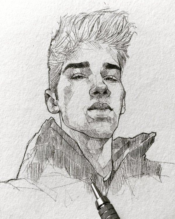 парень карандашом