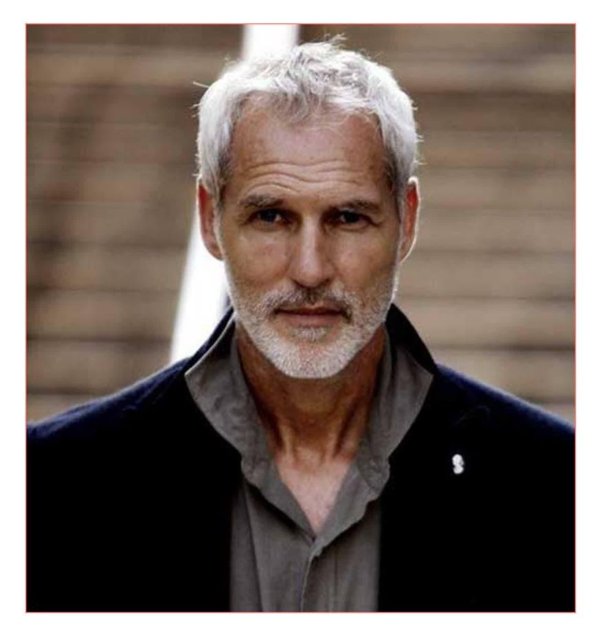 седой актёр лет 70ти