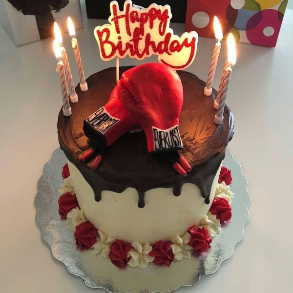 торт боксерские перчатки