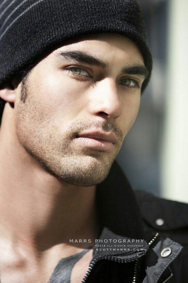 красивая парень