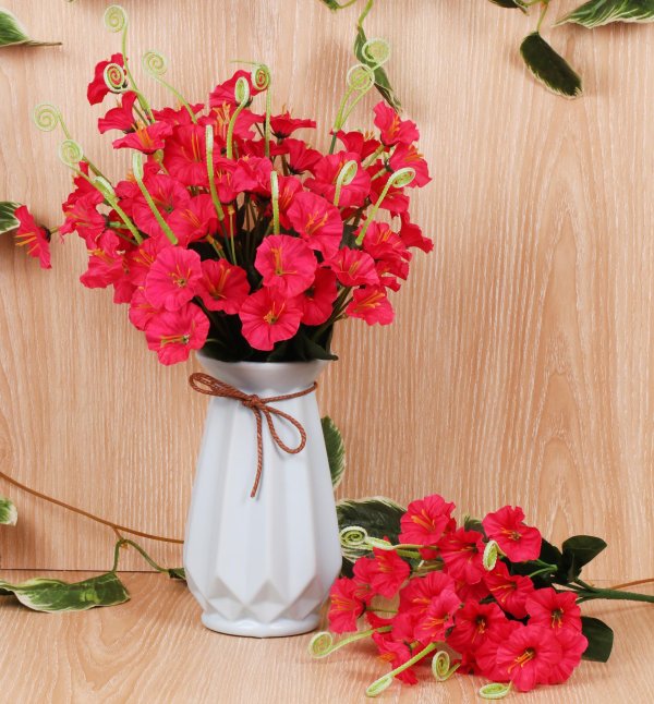 искусственная петуния