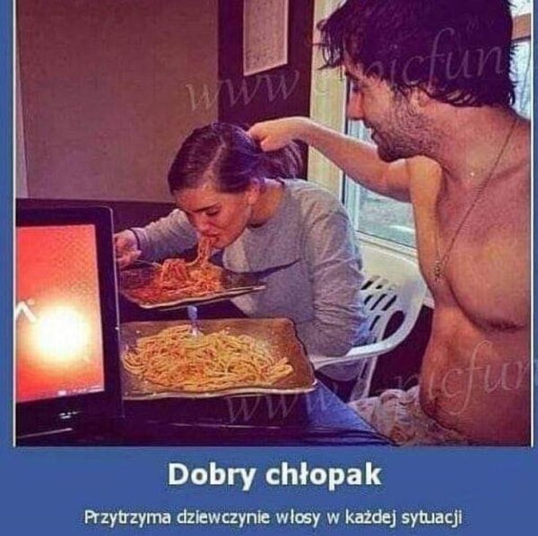 люди едят пиццу