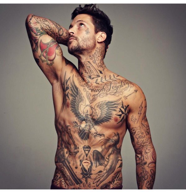 татуированные мужчины