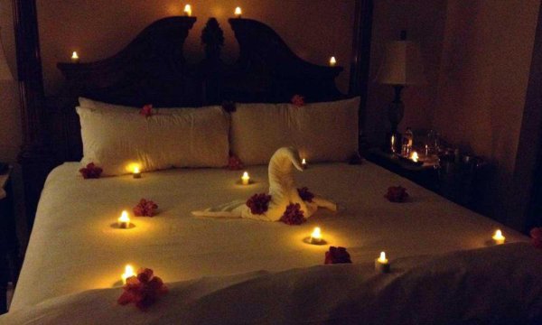 романтическая кровать