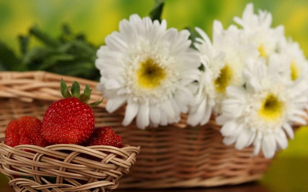 корзинка клубники