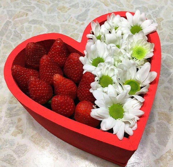 букет из клубники