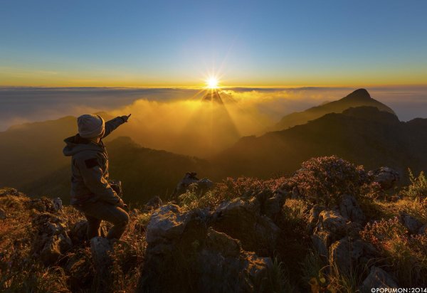 рассвет на горе