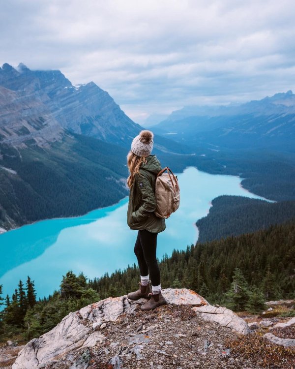 озеро на вершине горы