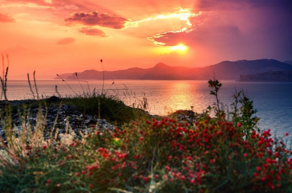 море горы солнце