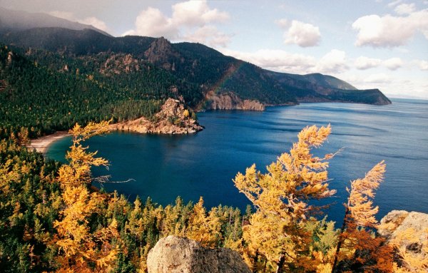 листвянка байкал камень черского