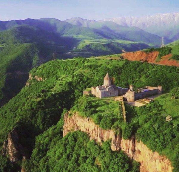 татев монастырский комплекс