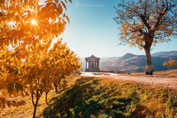 ереван храм гарни