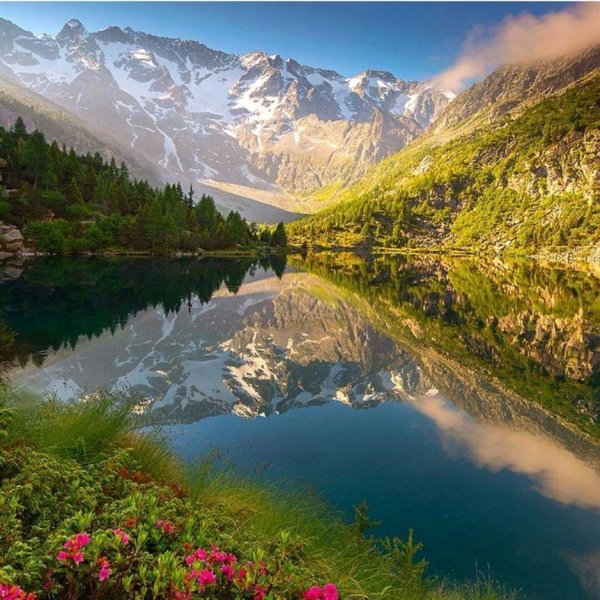 горное озеро