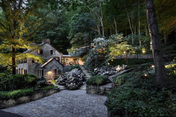 каменный особняк ньюджерси