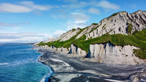 белые скалы острова итуруп