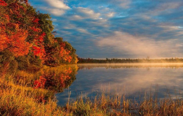 осеннее озеро
