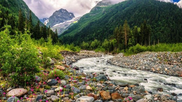 ущелье реки аманауз