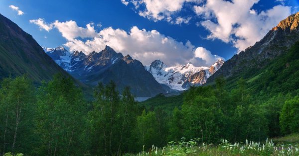 гора чотча домбай