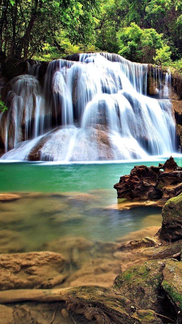 красивые водопады