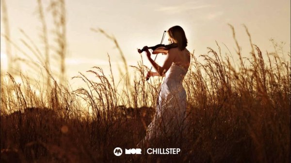 женщина со скрипкой