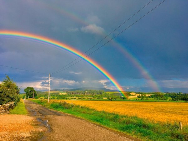 пейзаж с радугой
