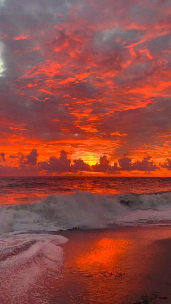 закат у моря