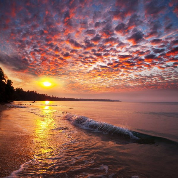 рассвет на море