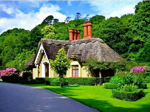 english country cottage