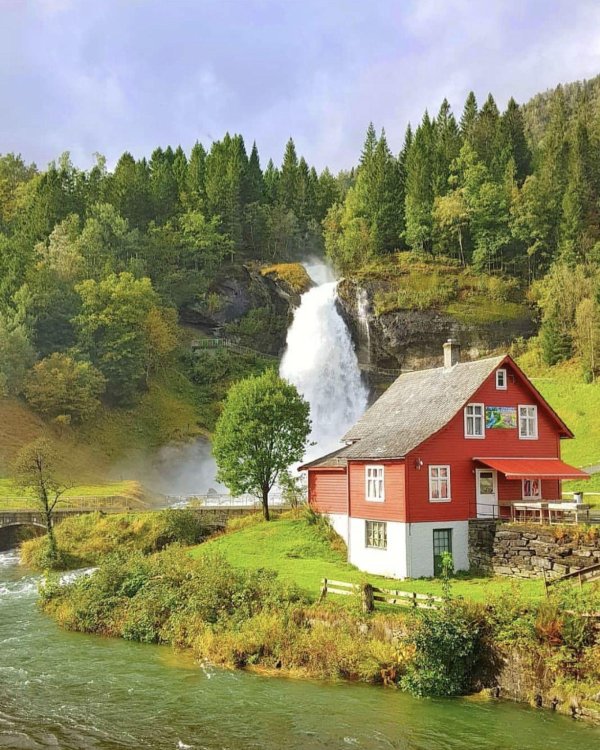 водопад стейндальсфоссен