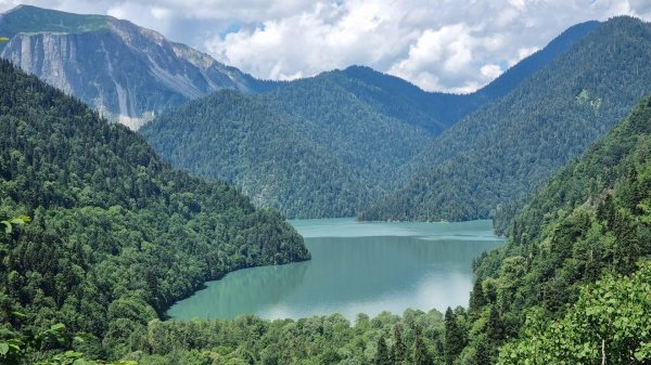 горы абхазии