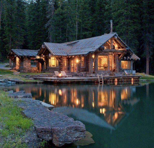 домики у озера